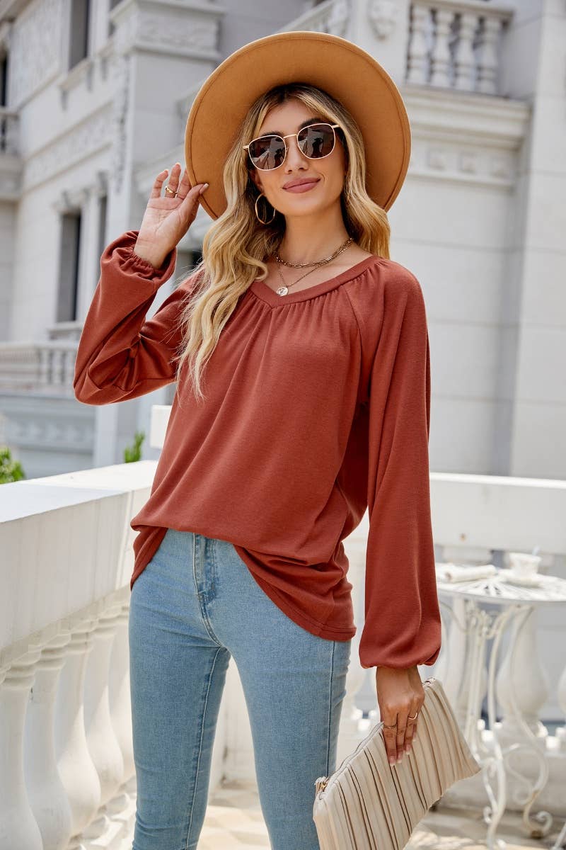 CWTBLL2858_LOOSE PLEATED V-NECK LONG SLEEVE TOP